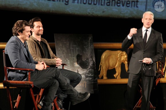 Orlando Bloom, Richard Armitage et Anderson Cooper lors de l'événement mondial Le Hobbit : La Désolation de Smaug à New York le 4 novembre 2013.