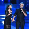 Andrea Bocelli dans le "Danse avec les stars" italien avec sa fiancée Veronica Berti à Rome le 2 novembre 2013.