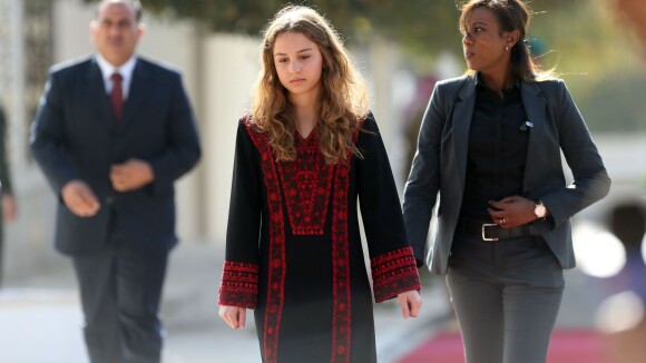 Rania de Jordanie : Sa fille la princesse Iman, 17 ans, a déjà son charisme...