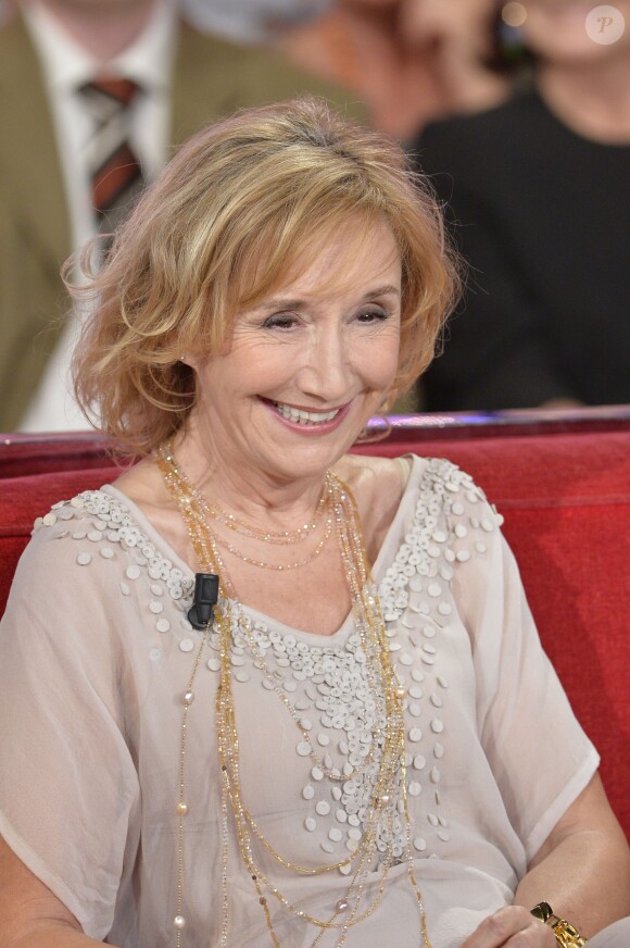 Marie-Anne Chazel lors de l'enregistrement de "Vivement Dimanche" à Paris le 4 juin 2013.