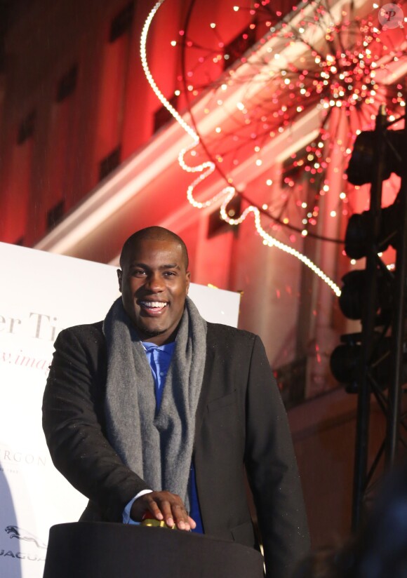 Teddy Riner lors du lancement des illuminations du Faubourg Saint-Honoré à Paris, le 14 novembre 2013