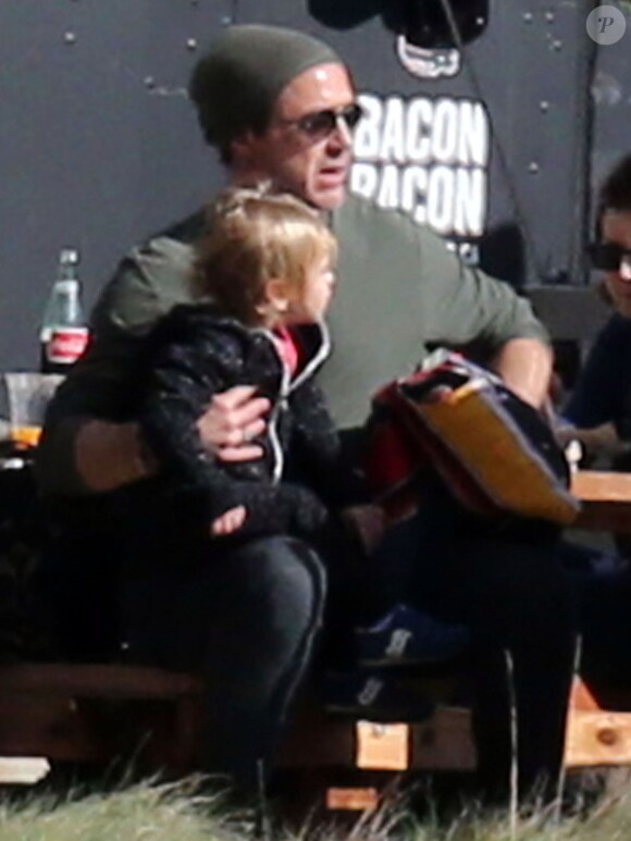Exclusif - Robert Downey Jr et son fils Exton Downey à l'anniversaire de sa femme Susan Downey à San Francisco, le 10 novembre 2013.