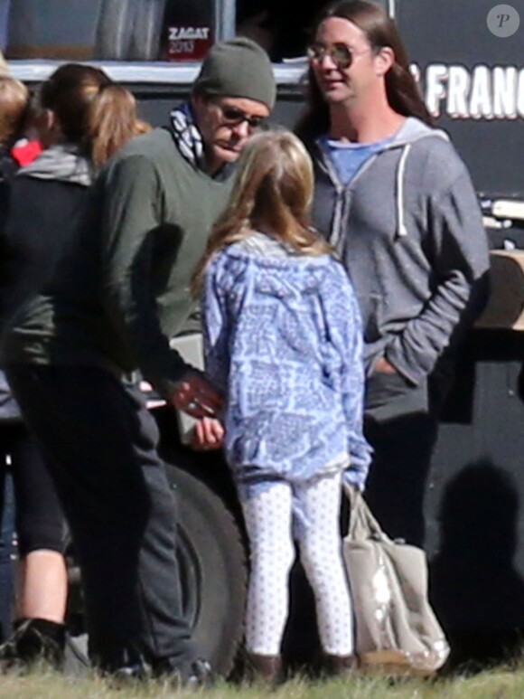 Exclusif - Prix special - No web - No blog - Robert Downey Jr et Apple Martin a l'anniversaire de Susan Downey a San Francisco, le 10 novembre 2013  Please hide children face prior publication - Exclusive - For germany call for price - No web - No blog - A sunny day at a gorgeous park along the San Francisco Bay was the setting for Susan Downey's star-studded 40th birthday party in San Francisco on November 10, 2013. The party looked more like the set of a Hollywood blockbuster and Robert Downey Jr played host to his wife's laid back, kid-friendly celebration that included Gwyneth Paltrow, Gwen Stefani, Jason Bateman, Jon Favreau and Justin Theroux among the guests. NO WEBSITE USE10/11/2013 - San Francisco