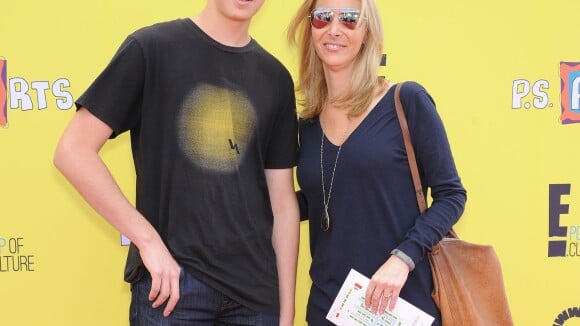 Lisa Kudrow : Maman radieuse, elle s'affiche avec son grand garçon Julian