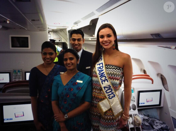 La ravissante Miss France 2013 Marine Lorphelin - Premières images du séjour des 33 Miss régionales au Sri Lanka avant l'élection Miss France 2014