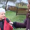 Doria Tillier interview une Poilue lorsqu'elle fait la météo à Poil dans Le Grand Journal le mercredi 20 novembre 2013 sur Canal +
