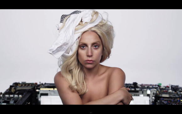 Image extraite d'un film signé Inez et Vinoodh pour l'album ARTPOP de Lady Gaga, novembre 2013.