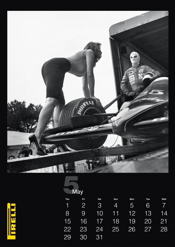 Photo du mois de mai du calendrier Pirelli 2014.