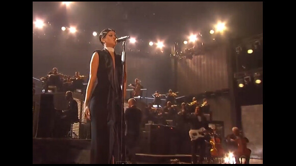 American Music Awards 2013, le palmarès : Rihanna honorée par sa maman