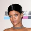 Rihanna à la cérémonie des American Music Awards, à Los Angeles, le 24 novembre 2013.
