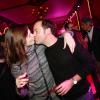 Justine Lévy et Patrick Mille s'embrassent à la remise des Prix Fooding 2014 au Cirque d'Hiver à Paris, le 25 novembre 213.
