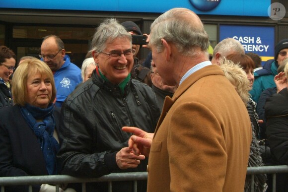 Le prince Charles à Cheltenham le 25 novembre 2013 pour l'inauguration de la Regent Arcad, récompensée cette année pour sa conception éco-responsable.