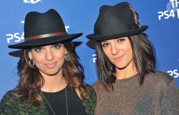 La chanteuse Tal et la chanteuse Alizee ont participé à la soirée de lancement de la console Playstation 4 Sony au centre culturel alternatif Electric à Paris le 28 novembre