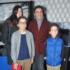 Ariel Wizman, sa compagne Osnath Assayag enceinte et les fils de celui ci lors de la soirée de lancement de la console Playstation 4 Sony au centre culturel alternatif Electric a Paris le 28 novembre 2013
