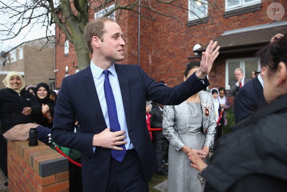 Le prince William au foyer dirigé par St. Basil à Birmingham, le 29 novembre 2013.