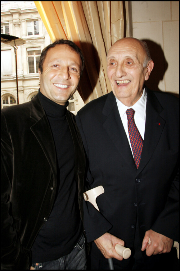 Pierre Tchernia et Arthur à Paris le 29 janvier 2008.