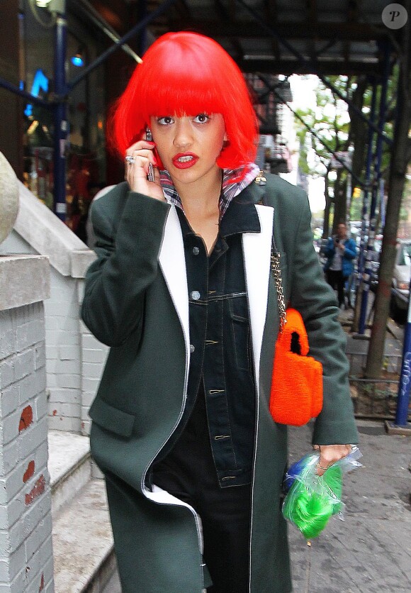 Rita Ora fait du shopping pour Halloween à New York le 31 octobre 2013.