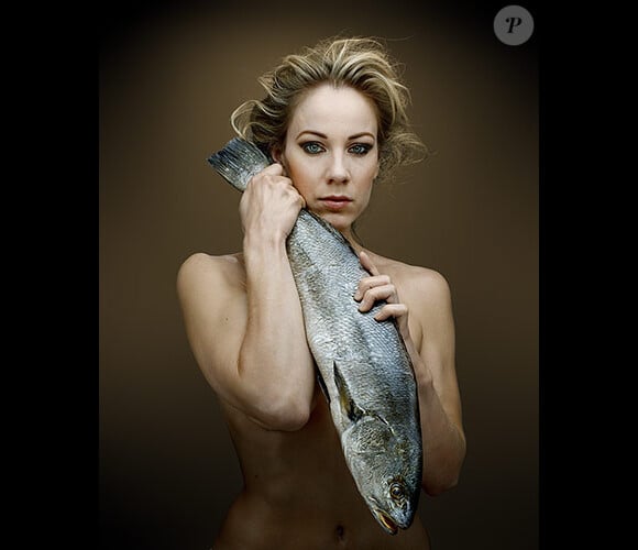 L'actrice Jeany Spark pose nue devant l'objectif de Denis Rouvre pour la campagne 2013 de Fishlove, fondation qui lutte contre le pillage des océans.