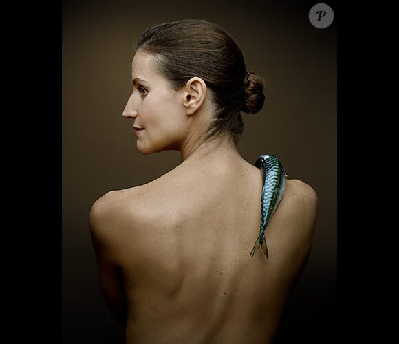 La chanteuse Joanna Bergin pose nue devant l'objectif de Denis Rouvre pour la campagne 2013 de Fishlove, fondation qui lutte contre le pillage des océans.