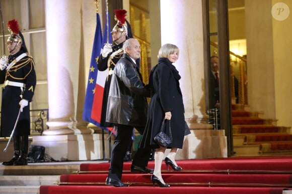 Elisabeth Guigou et son mari Jean-Louis lors du dîner du Sommet pour la paix et la sécurité en Afrique au palais de l'Elysée à Paris le 6 décembre 2013