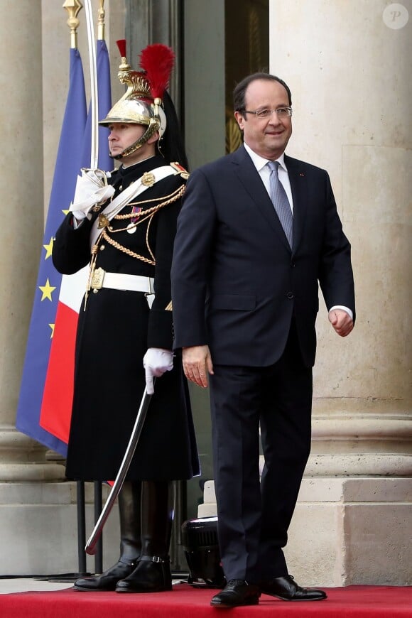 Le président de la République Francois Hollande lors du sommet pour la paix et la sécurité en Afrique à l'Elysée le 6 décembre 2013