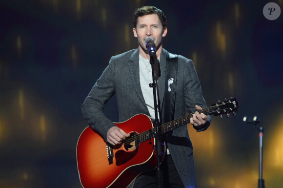 James Blunt lors de la soirée spéciale Téléthon sur France 2, le samedi 7 décembre 2013.