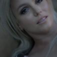 La chanteuse Britney Spears dans le clip de Perfume.