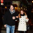 Poppy Montgomery et Shawn Sanford, en amoureux à Paris, sont allés dîner au restaurant Chez Fernand avant de se rendre au Café Laurent. Paris, le 10 décembre 2013.