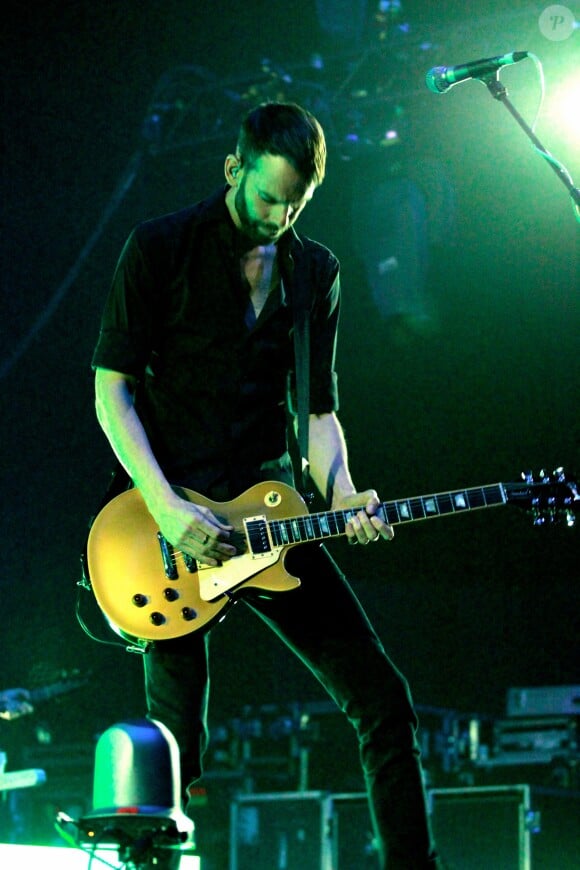 Stefan Olsdal - Placebo en concert au Palais Omnisport de Paris-Bercy le 10 décembre 2013.