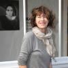 Jane Birkin à l'inauguration de la Galerie Cinéma d'Anne-Dominique Toussaint dans le troisième arrondissement de Paris qui présentait l'exposition Point of View, signée Kate Barry. Le 26 septembre 2013.