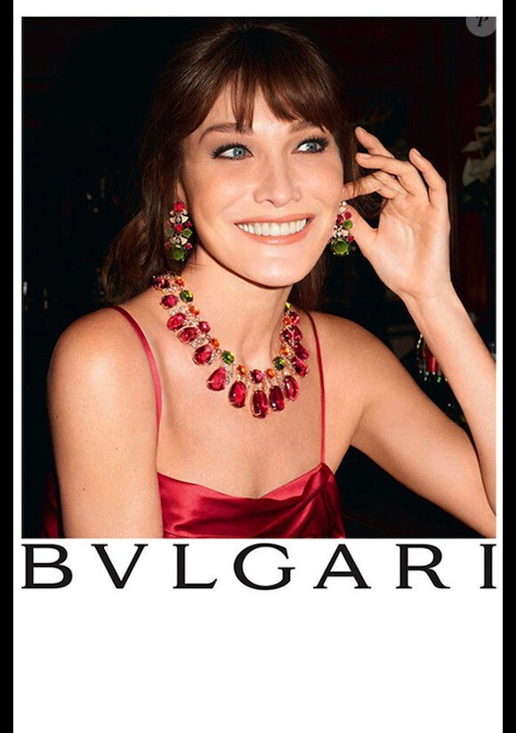 Carla Bruni splendide dans la campagne publicitaire Bulgari