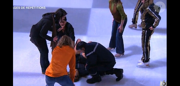 Merwan Rim, membre de l'équipe de Gwendal Peizerat, et sa partenaire ont été victimes d'une terrible chute lors des répétitions pour la finale d'Ice Show.
