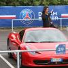 Exclusif - Edinson Cavani quitte le Camps des Loges avec sa Ferrari 458 Italia à Saint Germain en Laye le 15 septembre 2013