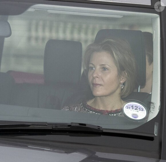 Serena Linley arrivant à Buckingham Palace le 18 décembre 2013 pour le déjeuner de Noël en famille offert par la reine Elizabeth II