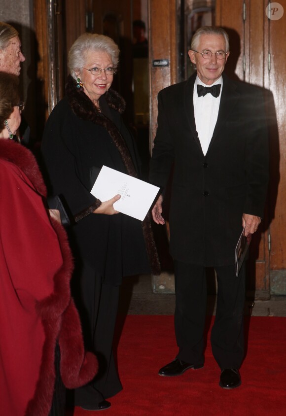 La princesse Christina et Tord Magnuson au Théâtre Oscar à Stockholm le 19 décembre 2013 pour la soirée spéciale en l'honneur des 70 ans de la reine Silvia de Suède.