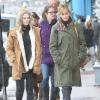 Melanie Griffith et sa fille Stella Banderas font du shopping à Aspen, Colorado, le 21 décembre 2013.