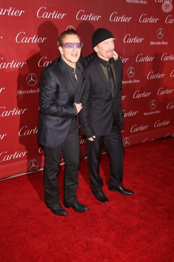 Bono et The Edge du groupe U2 assistent à la soirée de remise de prix du 25e Festival International du film de Palm Springs. Le 4 janvier 2014.