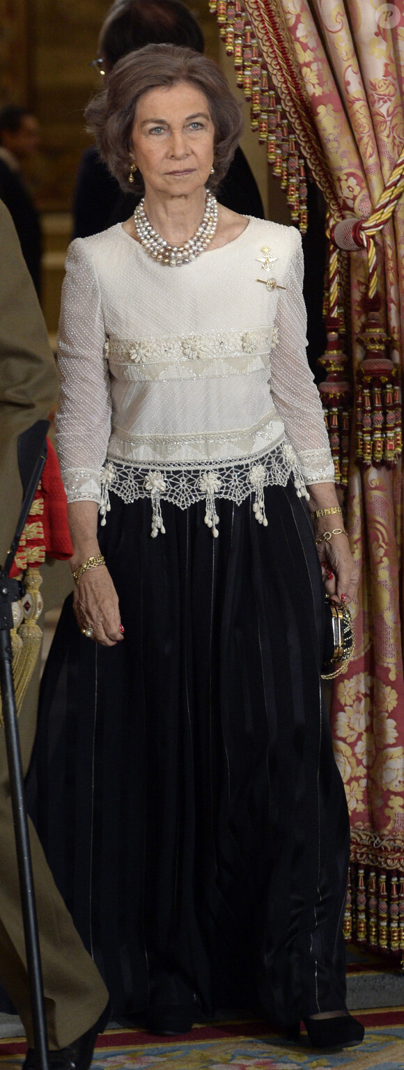 Le roi Juan Carlos Ier d'Espagne célébrait le 6 janvier 2014 à Madrid, avec la reine Sofia, le prince Felipe et la princesse Letizia, la Pâque militaire, dans un contexte de crise de confiance aggravée vis-à-vis de la monarchie.