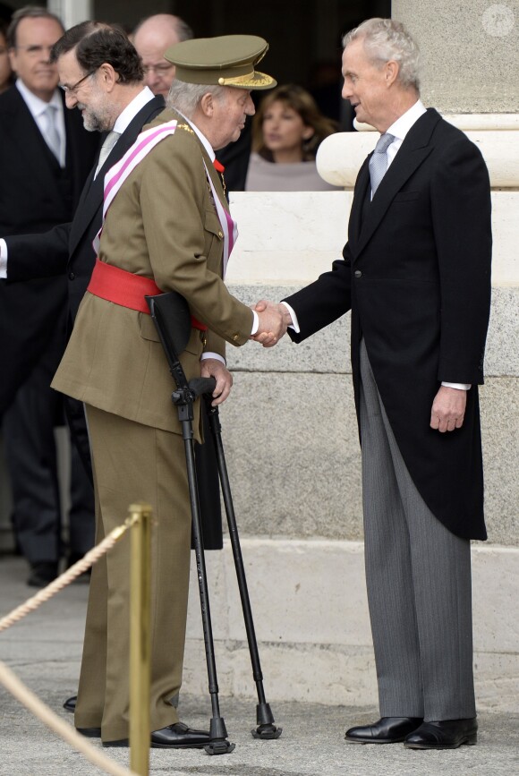 Le roi Juan Carlos Ier d'Espagne célébrait le 6 janvier 2014 à Madrid, avec la reine Sofia, le prince Felipe et la princesse Letizia, la Pâque militaire, dans un contexte de crise de confiance aggravée vis-à-vis de la monarchie.