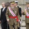Secondé par la reine Sofia, le prince Felipe et la princesse Letizia, le roi Juan Carlos Ier d'Espagne célébrait le 6 janvier 2014 à Madrid la Pâque militaire, dans un contexte de crise de confiance aggravée vis-à-vis de la monarchie.