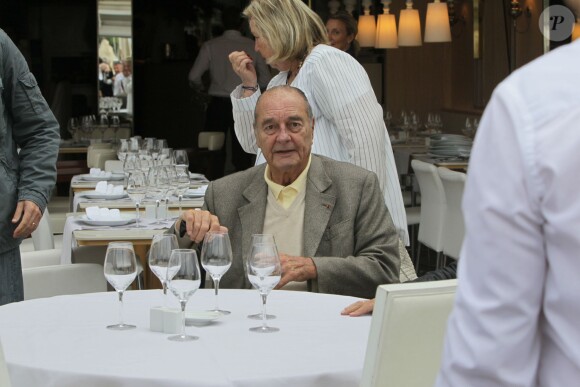 Jacques Chirac au restaurant Le Girelier à Saint-Tropez le 4 octobre 2013.