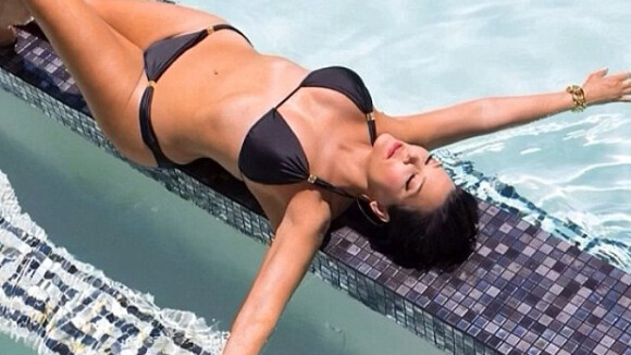 Kim Kardashian : Sa mère Kris Jenner, sexy sirène en bikini à 58 ans !