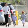 L'acteur Matthew McConaughey fait son footing en famille, le jeudi 2 janvier 2014 à Malibu.