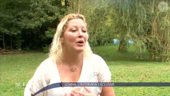 Loana, au vert, répond aux accusations de ses proches dans MUST Célébrités le samedi 5 octobre 2013 sur M6.