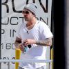 Jeremy Bieber, le père de Justin Bieber, arrive à la prison de Miami pour en sortir le jeune chanteur, le 23 janvier 2014.