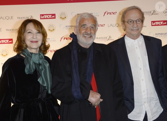 Nathalie Baye, Jean-Paul Belmondo et Patrick Chesnais - Dîner de gala du 93e Grand Prix d'Amerique au Pavillon d'Armenonville, le 25 janvier 2014.