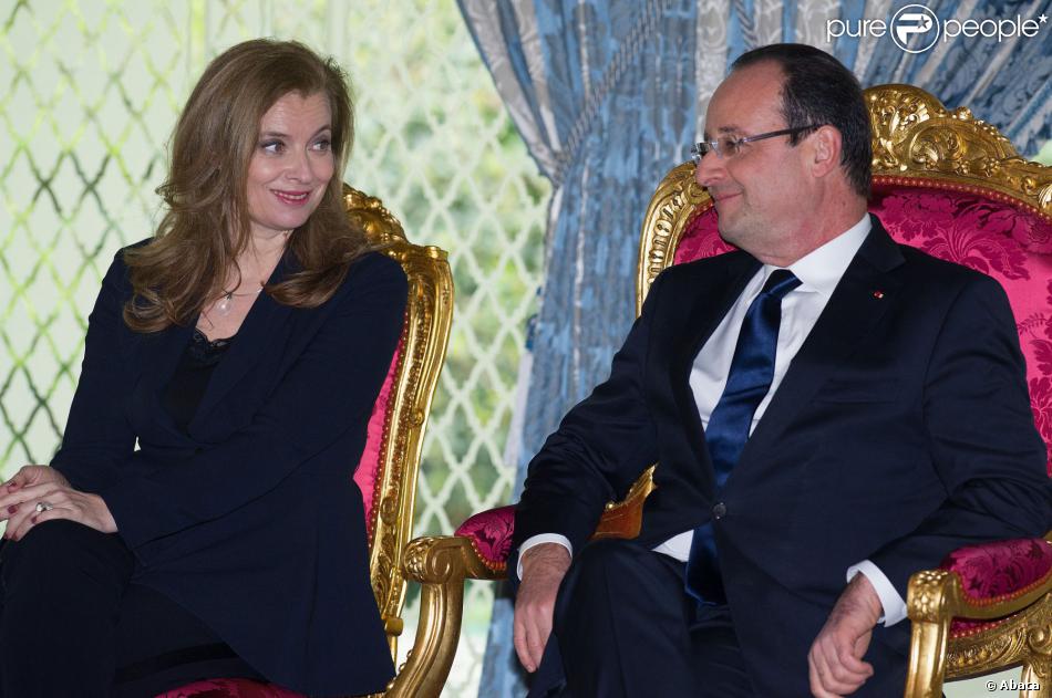  François Hollande et Valérie Trierweiler à Casablanca, le 3 avril 2013.  