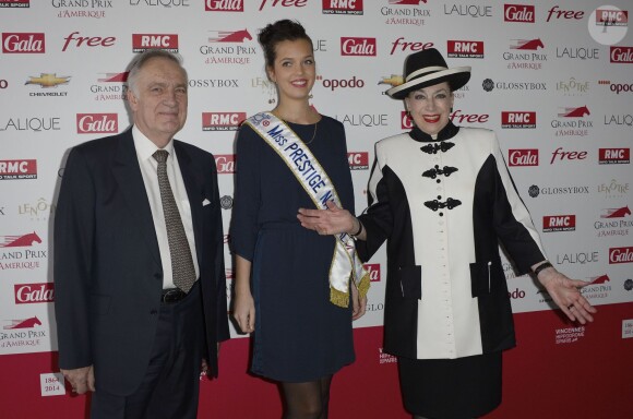 Dominique de Bellaigue, Marie-Laure Cornu (Miss Prestige National) et Geneviève de Fontenay lors du 93e Grand Prix d'Amérique à l'Hippodrome de Vincennes, le 26 janvier 2014