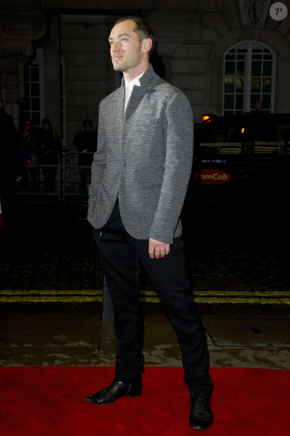 Jude Law lors de l'avant-première de 'Dom Hemingway' à Londres le 28 octobre 2013