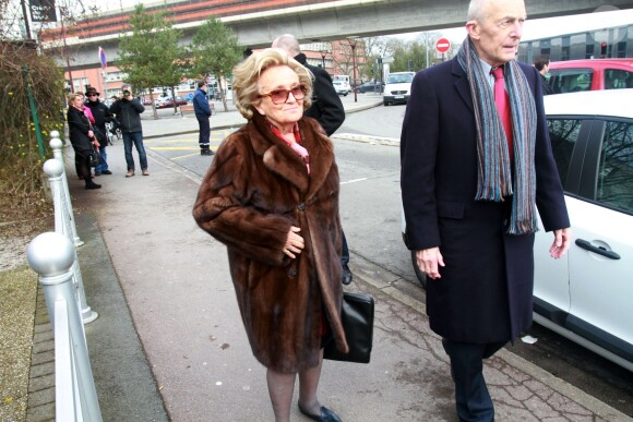 Bernadette Chirac, présidente de l'opération des Pièces jaunes, était à Lille, le 30 janvier 2014, pour remettre un chèque de 400 000 euros à la future maison familiale hospitalière (MFH). Elle y a rencontré Martine Aubry, maire de la ville.